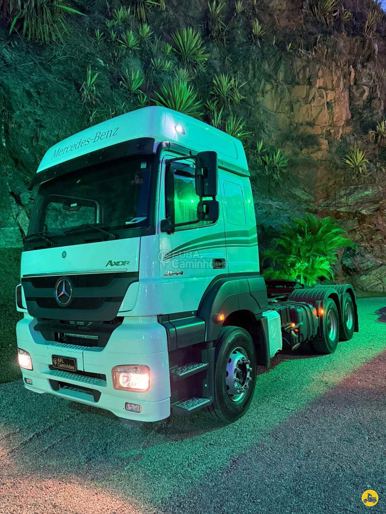 CAMINHAO MERCEDES-BENZ MB 2644 Cavalo Mecânico Cavalo 6x4 Fubá Caminhões ITAJUBA MINAS GERAIS MG